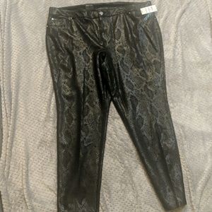 NWT Plus size INC Skinny pants